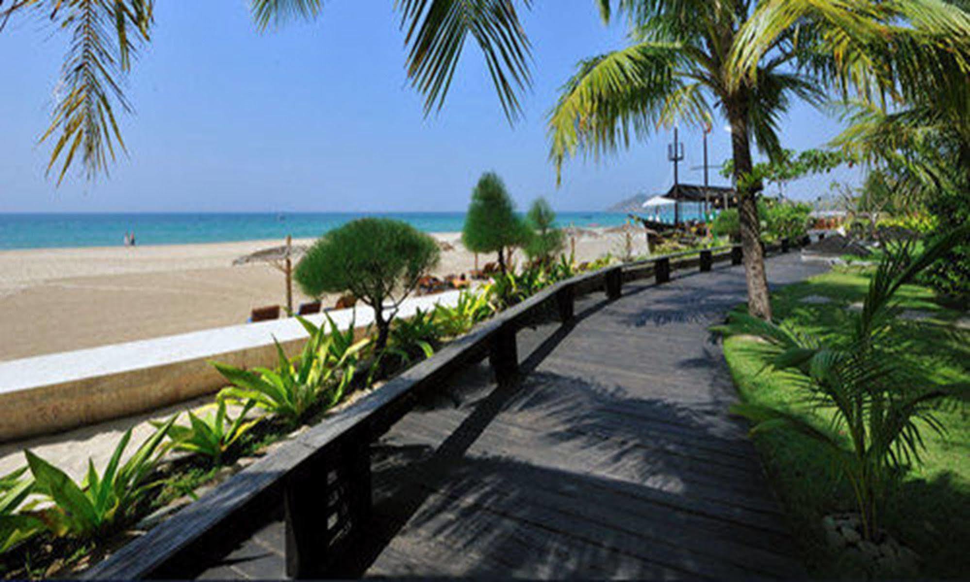 Aureum Palace Ngapali Beach Extérieur photo